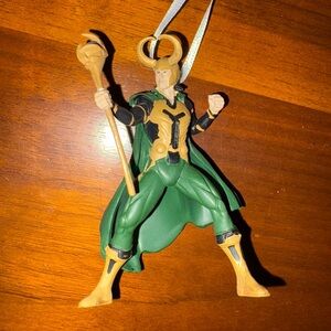 🔴Hallmark Loki Action Figure Ornament